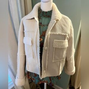 Blue Blush Women's Cream Sherpa-Lined Jacket Size Medium